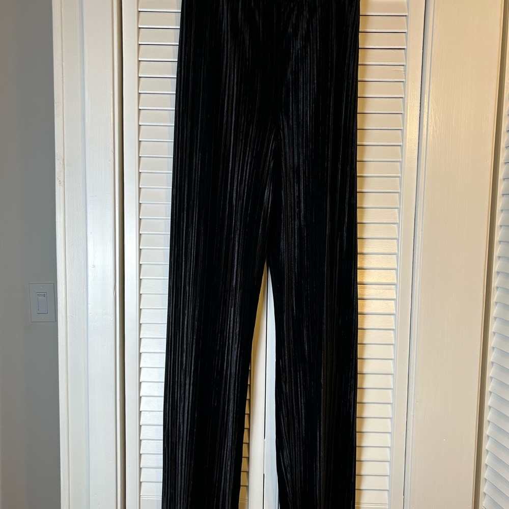 Frank Lyman Design Black Velvet Straight Leg Pants Size 18